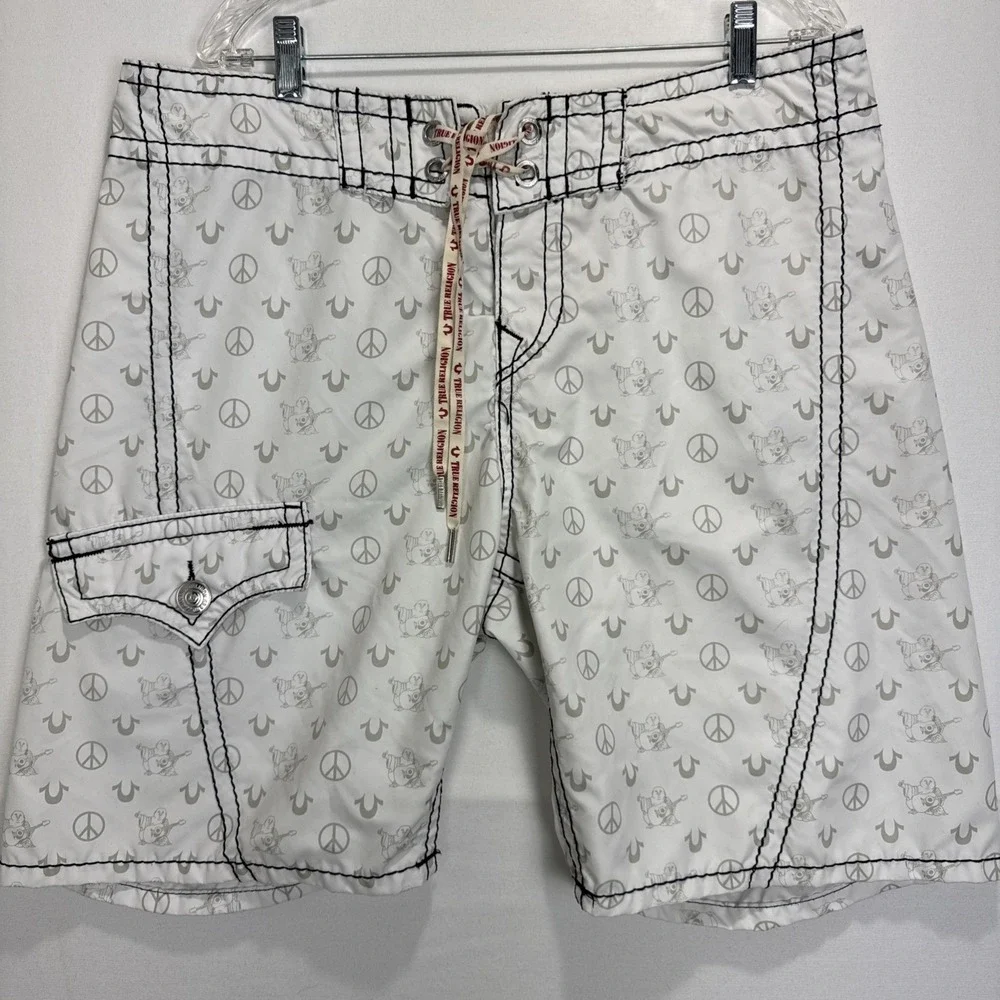 True Religion White Cargo Swim Shorts sz 36  Buddha Guitar Trunks Board 9 inseam
